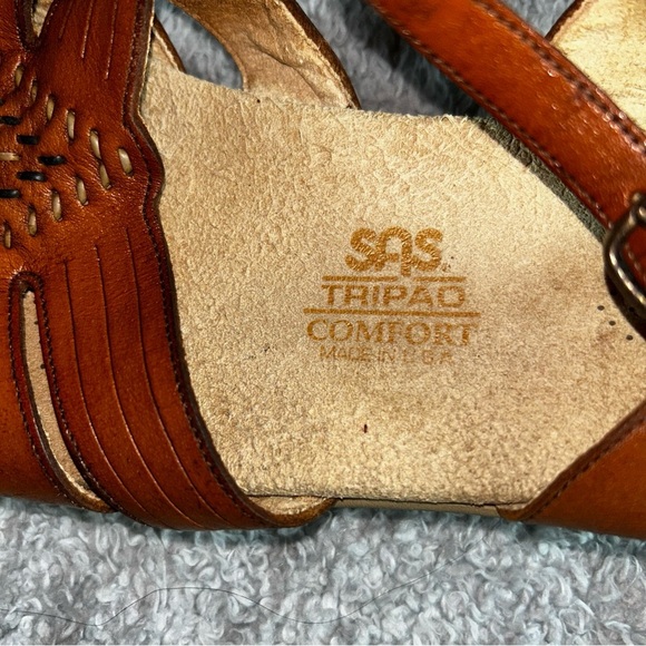 SAS Brown Leather Sandals - Picture 3 of 4